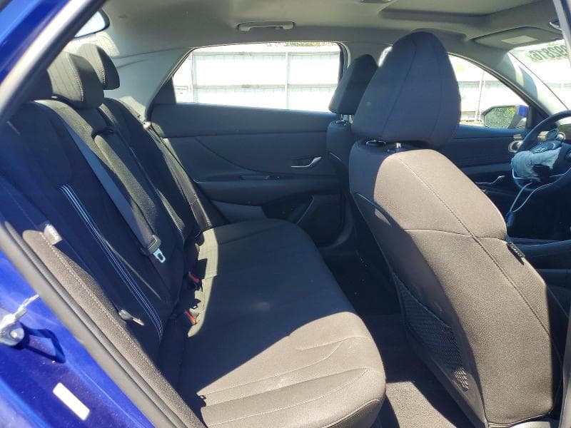 2024 HYUNDAI ELANTRA SEL 10