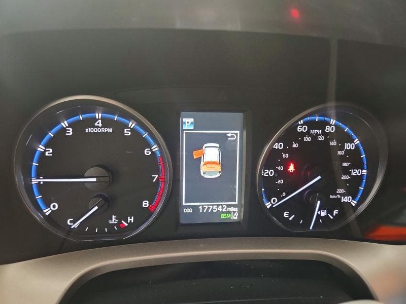2018 TOYOTA RAV4 XLE XLE 9
