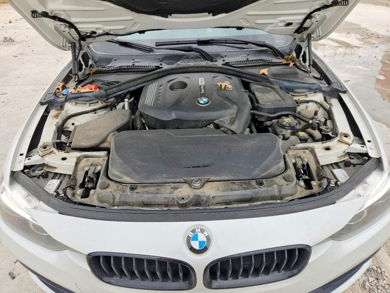 2018 BMW 330 I 11