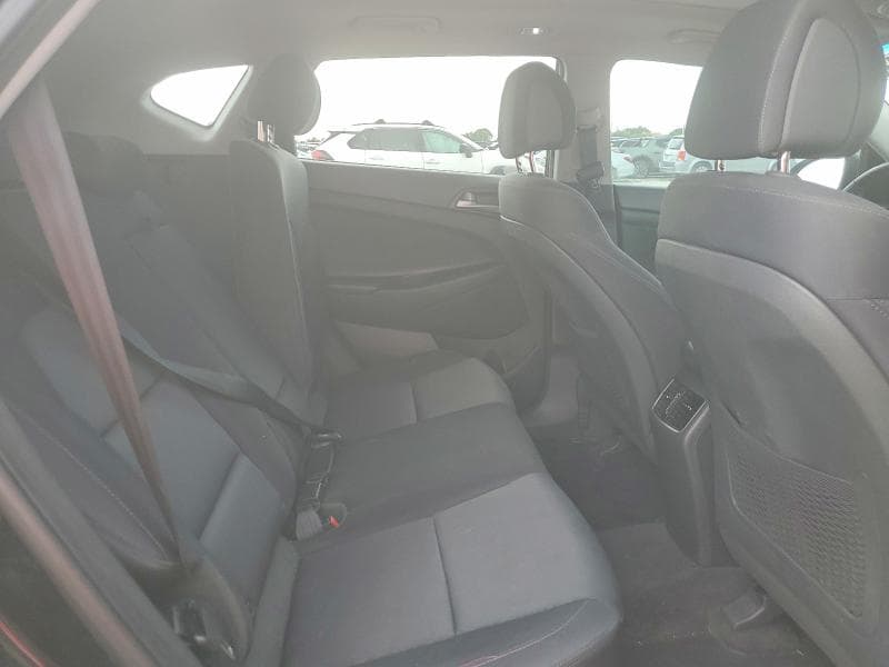 2018 HYUNDAI TUCSON VALUE 11