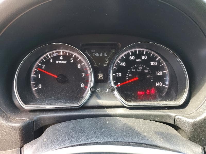 2019 NISSAN VERSA SV 9
