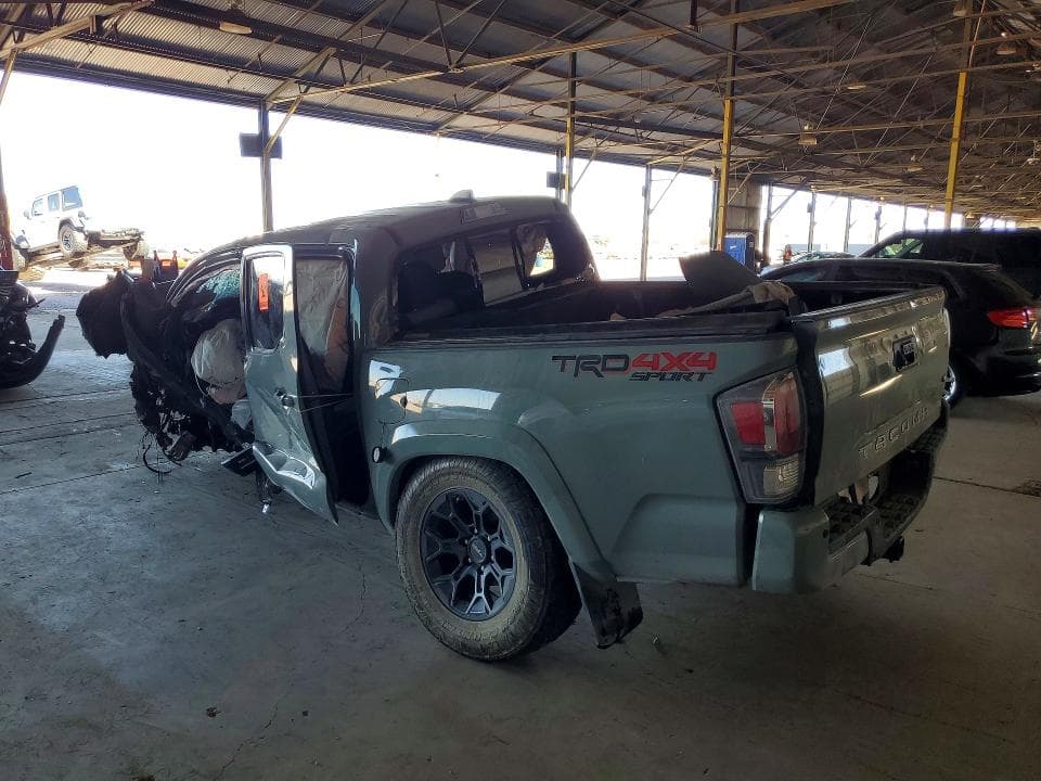 2023 TOYOTA TACOMA TRD SPORT 2