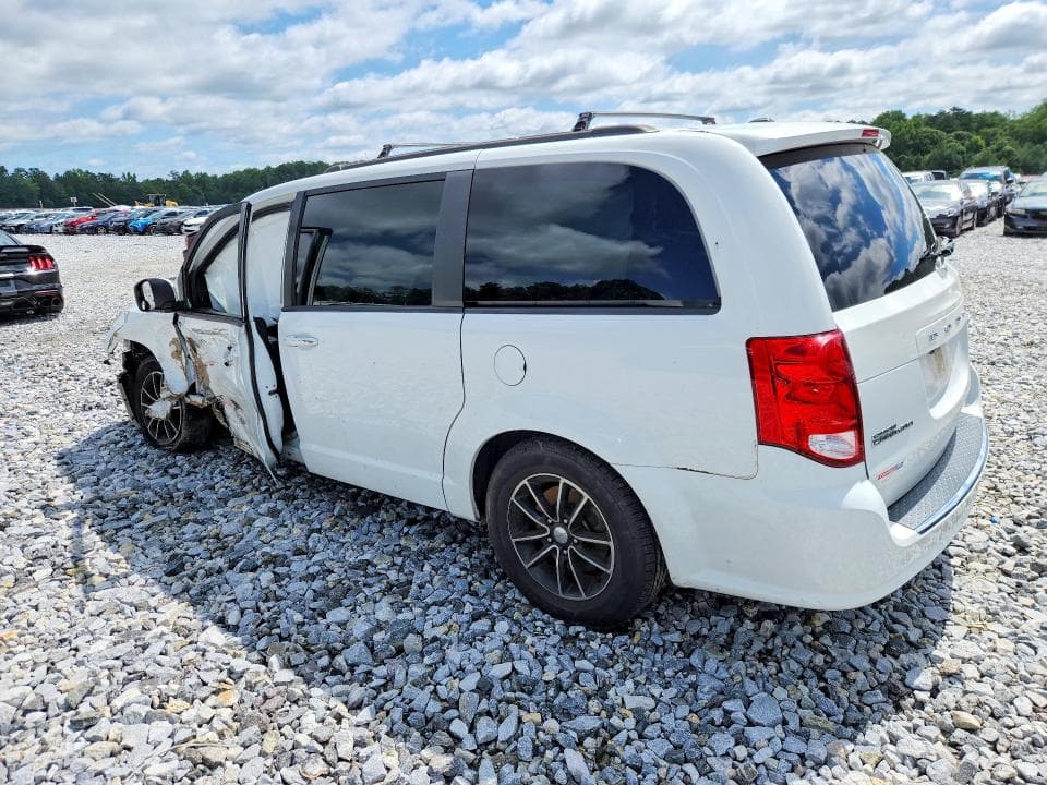 2018 DODGE GRAND CARAVAN GT 2