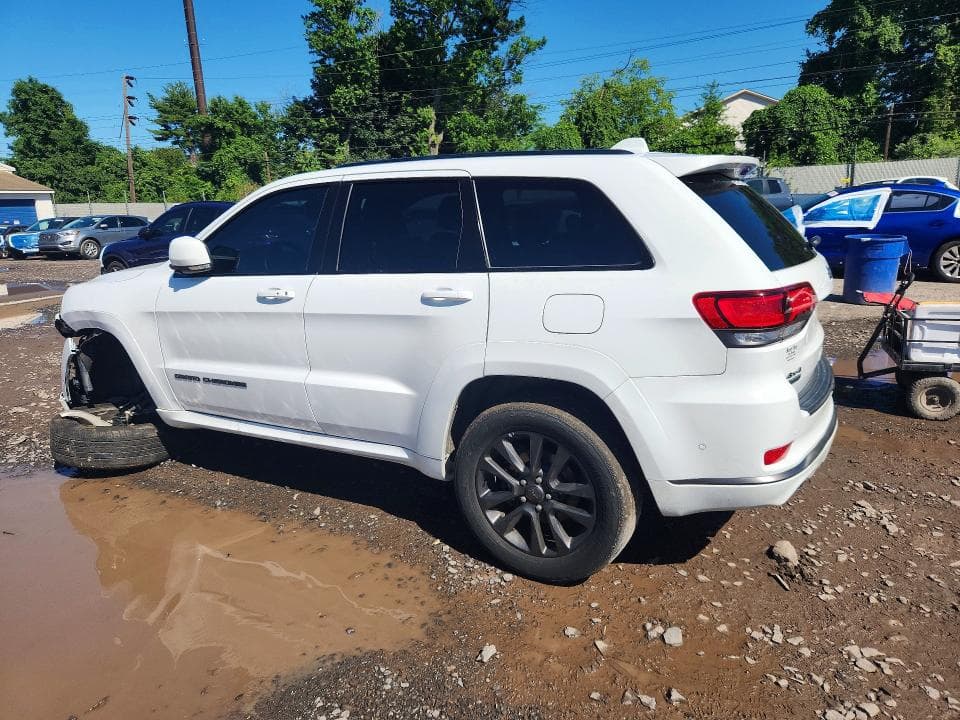 2018 JEEP GRAND CHEROKEE OVERLAND 2