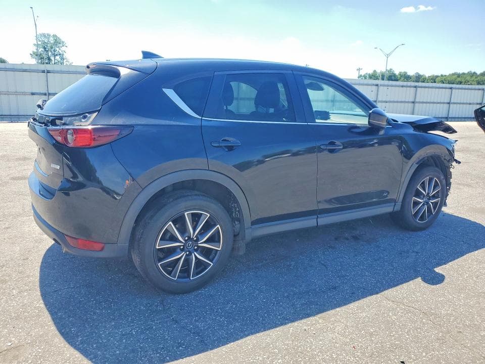2018 MAZDA CX-5 TOURING 3