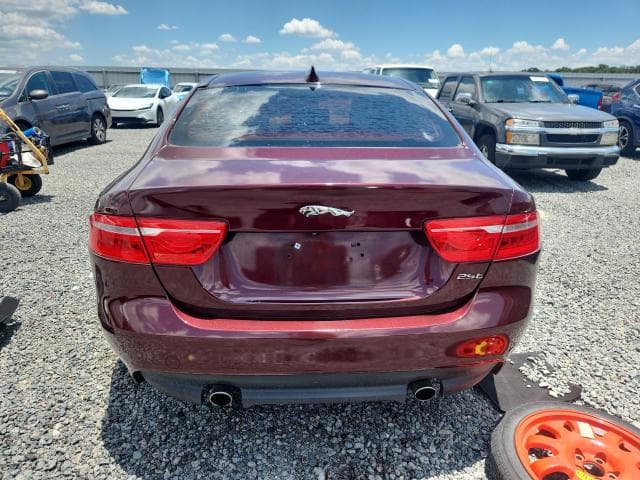2017 JAGUAR XE 6