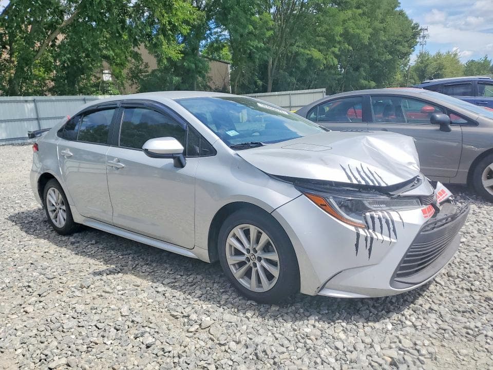 2023 TOYOTA COROLLA LE 4