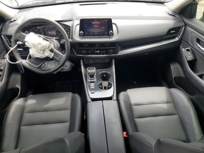2025 NISSAN ROGUE SV 8