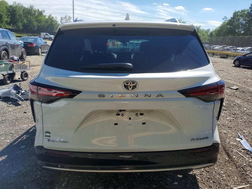 2026 TOYOTA SIENNA PLATINUM 7-PASSENGER 6