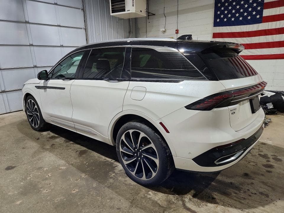 2024 LINCOLN NAUTILUS BLACK LABEL 2
