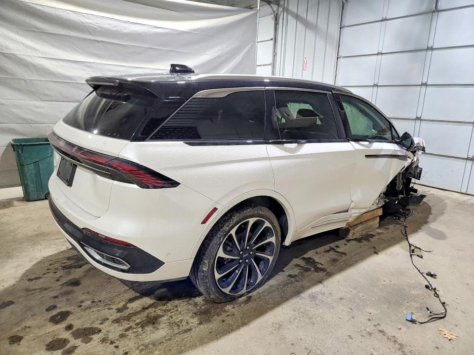 2024 LINCOLN NAUTILUS BLACK LABEL 3