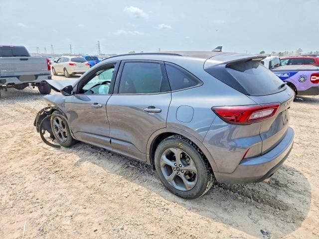 2024 FORD ESCAPE ST LINE 2