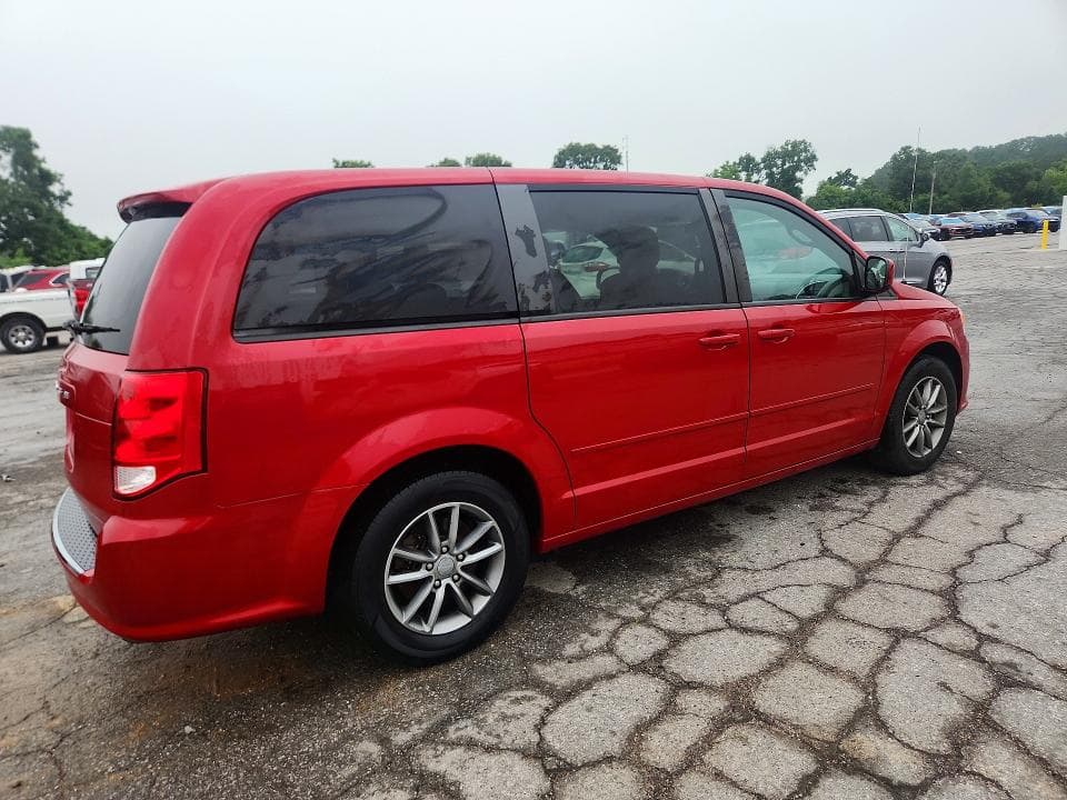 2016 DODGE GRAND CARAVAN SE 3