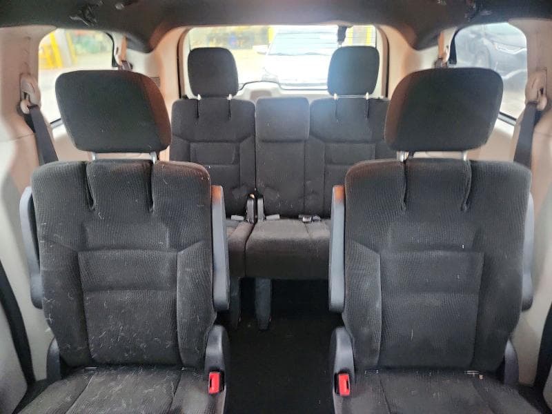 2016 DODGE GRAND CARAVAN SE 10