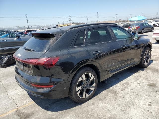 2021 AUDI E-TRON PREMIUM 3