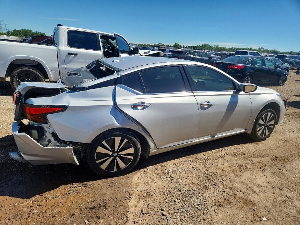 2019 NISSAN ALTIMA 3