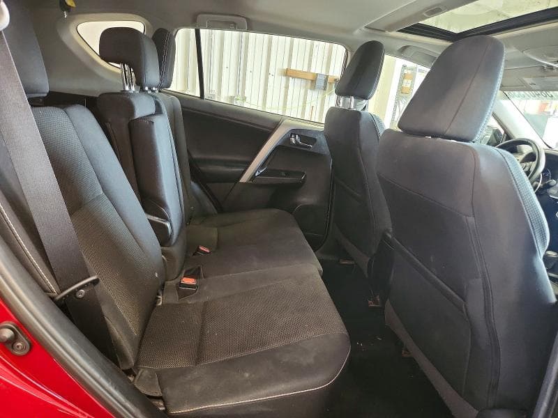 2018 TOYOTA RAV4 XLE 11