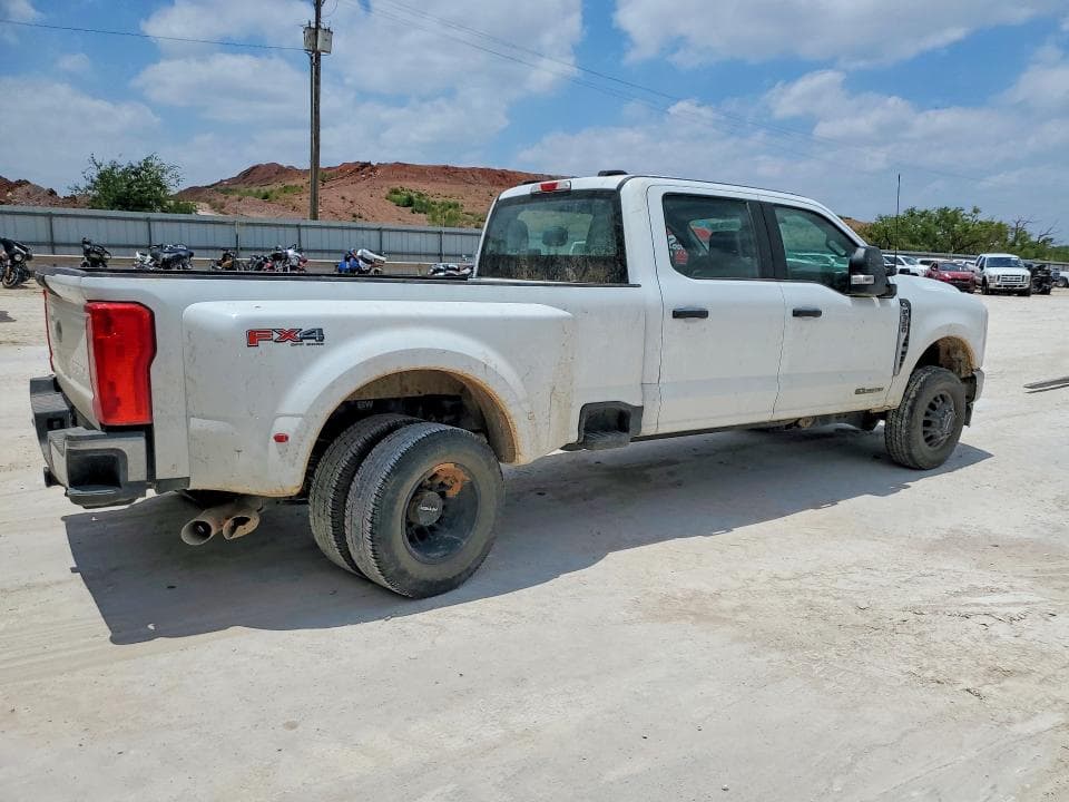2024 FORD F350 SUPER DUTY 3