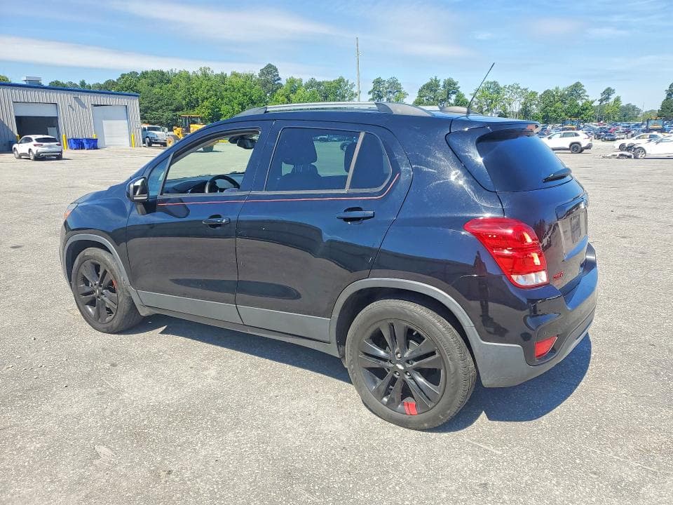 2020 CHEVROLET TRAX 1LT 2