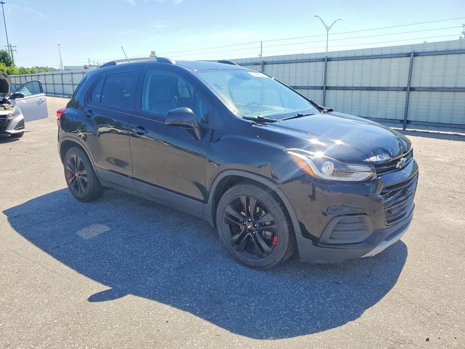 2020 CHEVROLET TRAX 1LT 4
