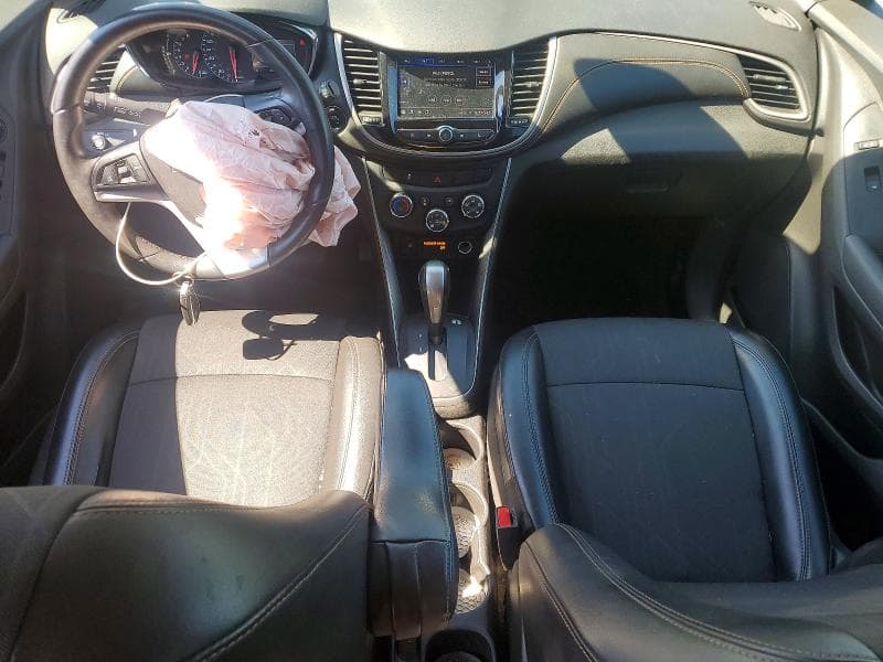 2020 CHEVROLET TRAX 1LT 8
