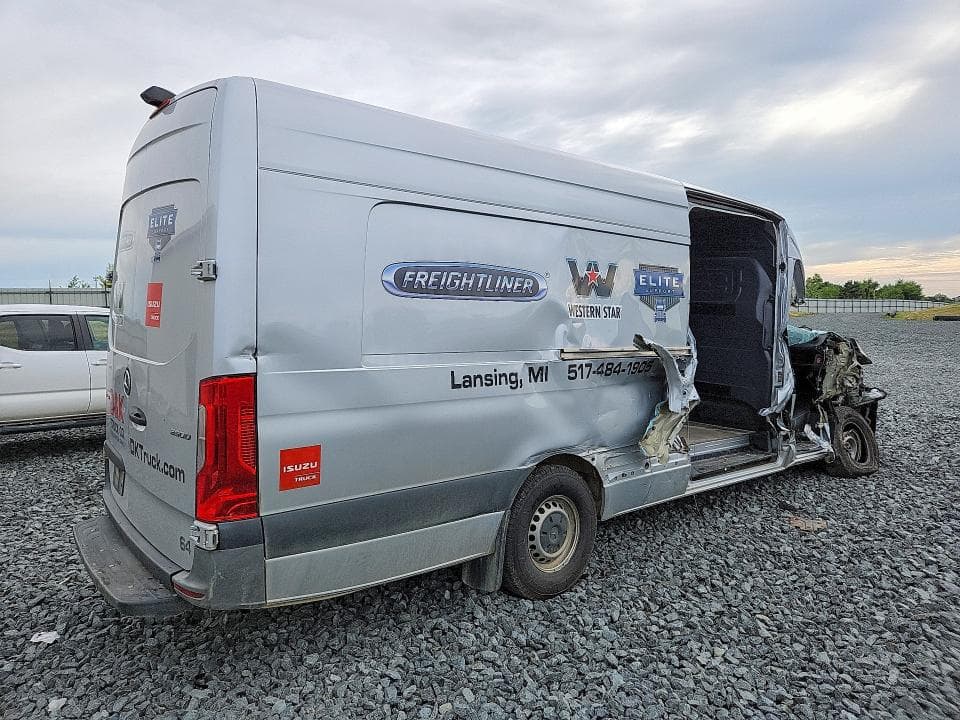 2021 MERCEDES-BENZ SPRINTER 2500 3