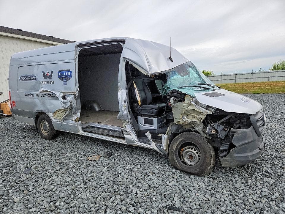 2021 MERCEDES-BENZ SPRINTER 2500 4