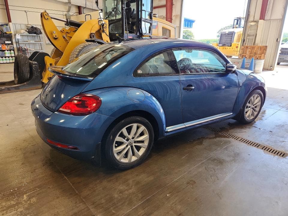 2017 VOLKSWAGEN BEETLE 1.8T 3