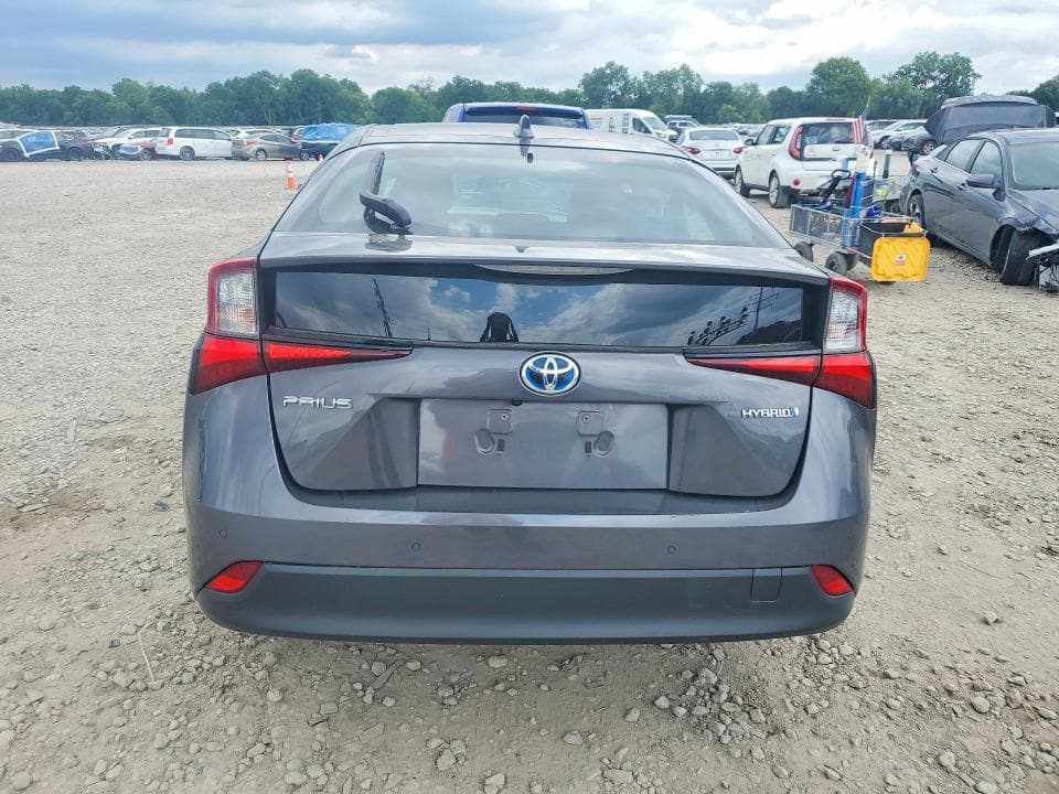 2021 TOYOTA PRIUS LE 6