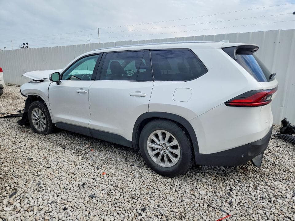 2025 TOYOTA GRAND HIGHLANDER XLE 2