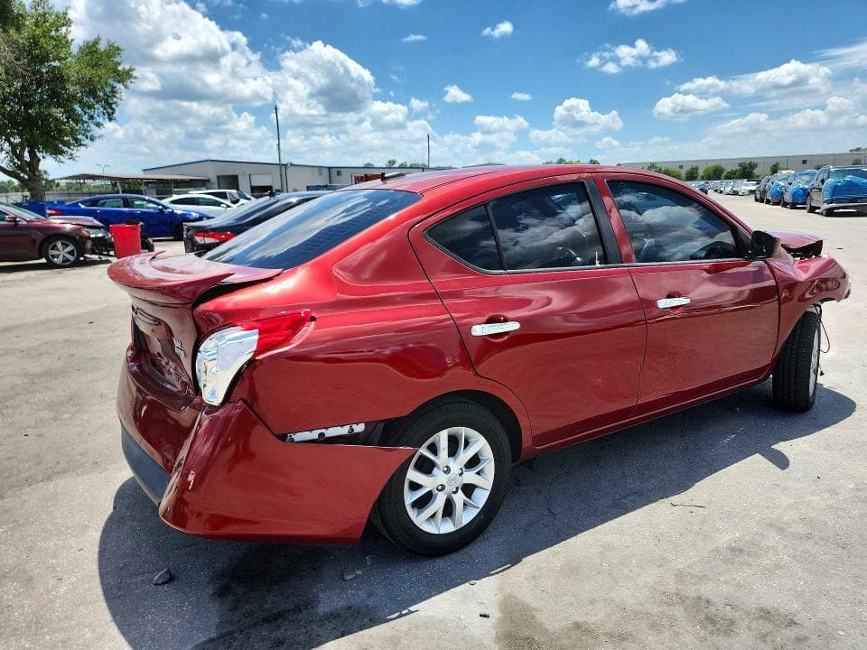 2018 NISSAN VERSA SV 3