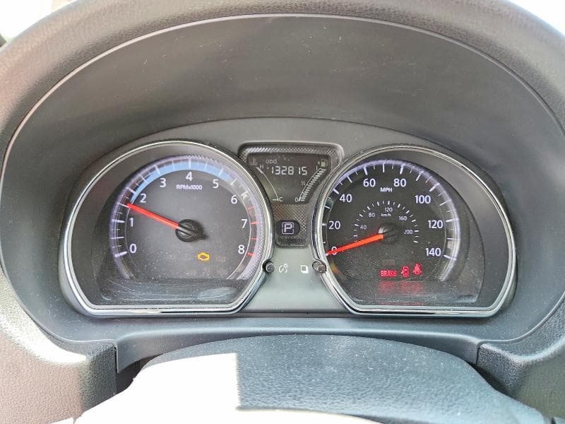 2018 NISSAN VERSA SV 9