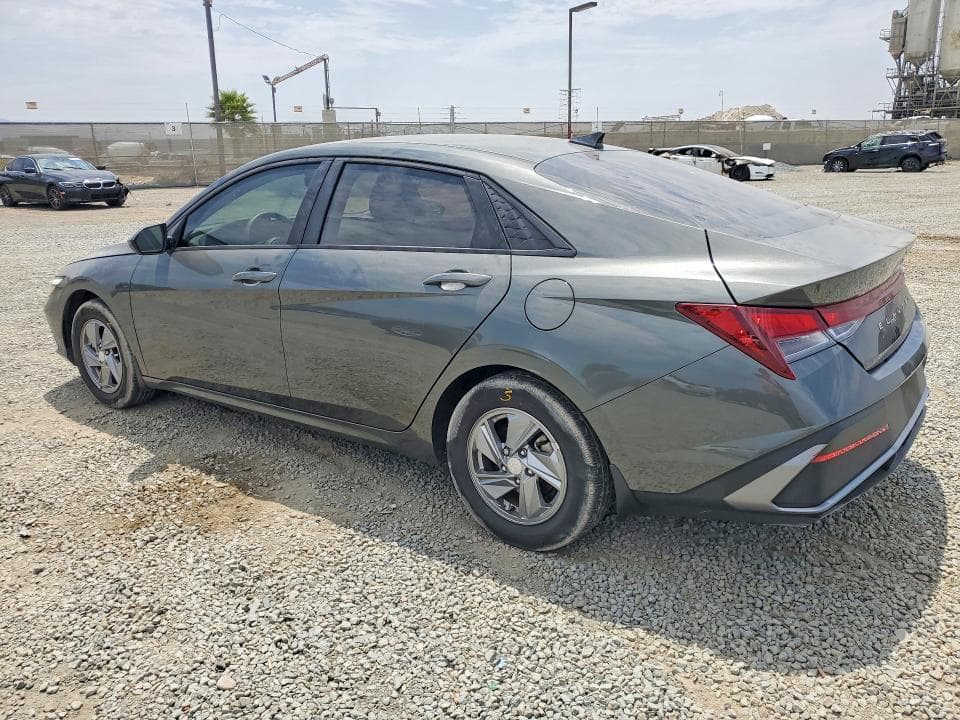2024 HYUNDAI ELANTRA SE 2
