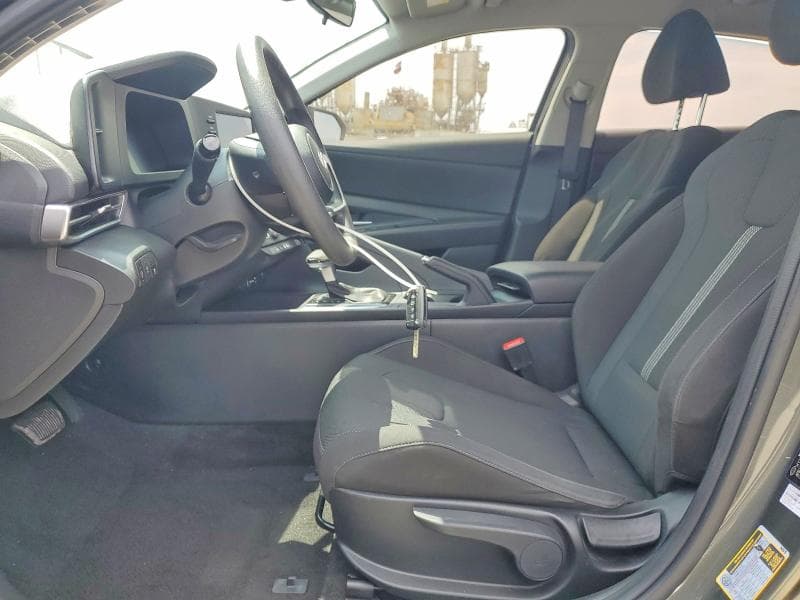 2024 HYUNDAI ELANTRA SE 7
