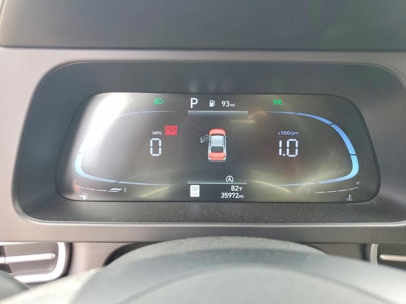 2024 HYUNDAI ELANTRA SE 9