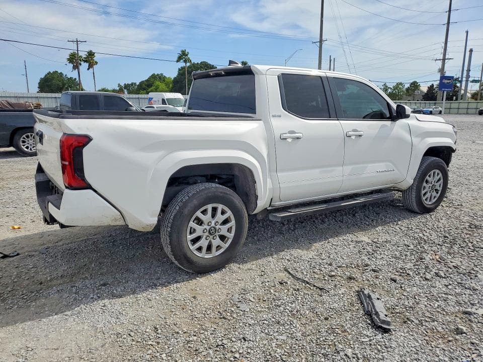 2024 TOYOTA TACOMA SR5 3