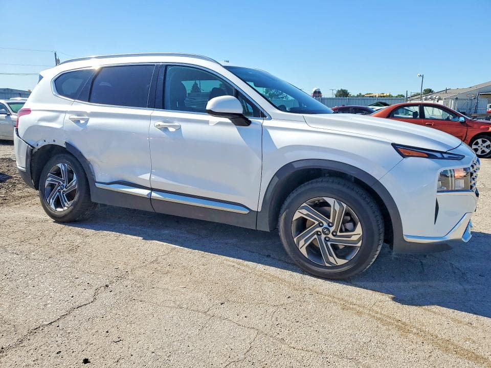 2021 HYUNDAI SANTA FE SEL 4
