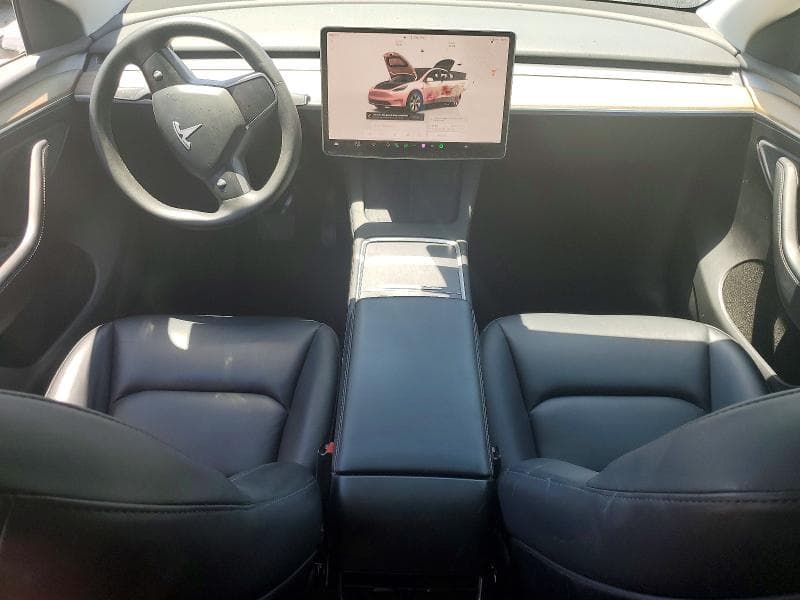 2023 TESLA MODEL Y 8