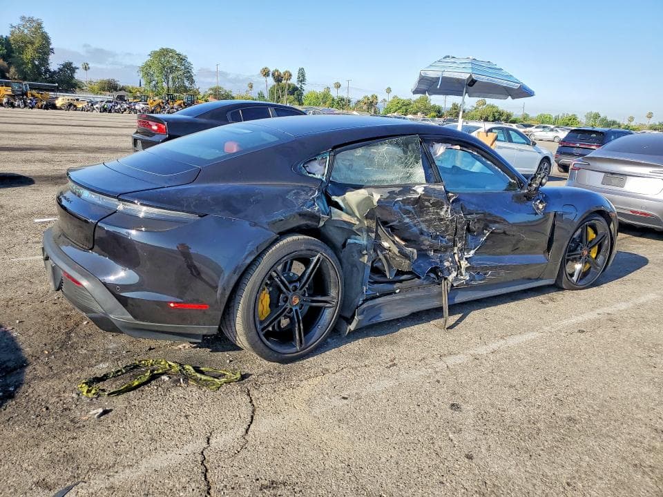 2021 PORSCHE TAYCAN TURBO/TURBO S 3