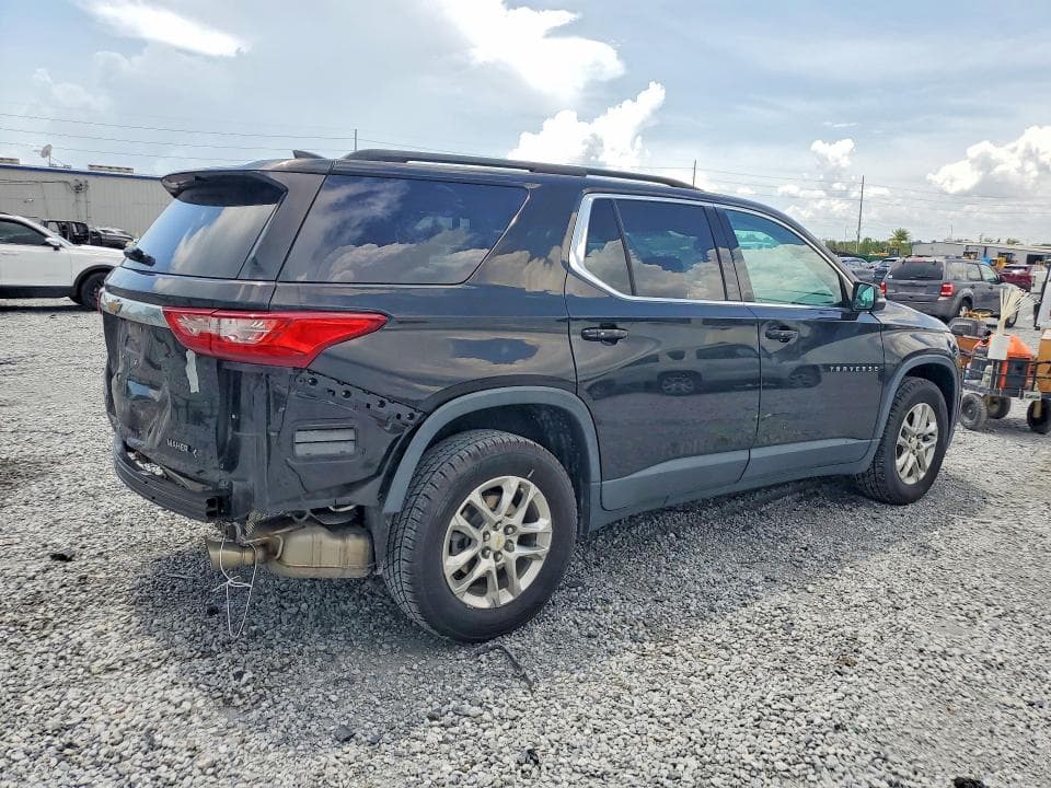 2021 CHEVROLET TRAVERSE LT 3