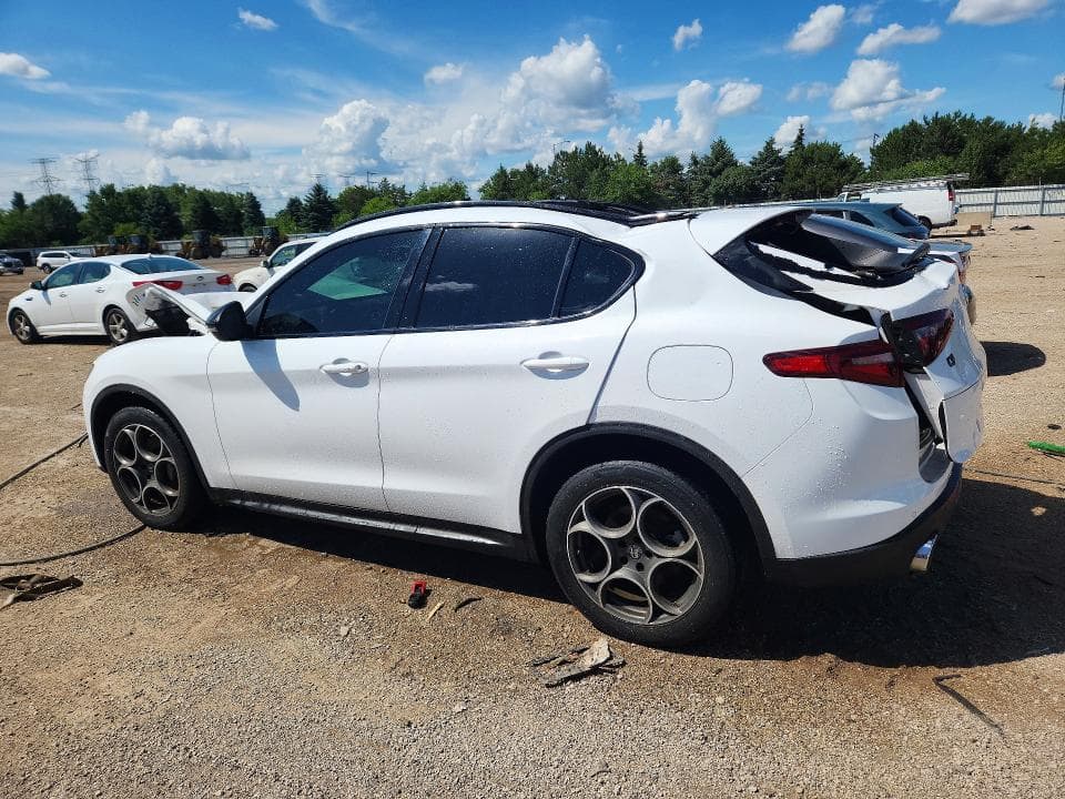2021 ALFA ROMEO STELVIO SPORT SPORT 2