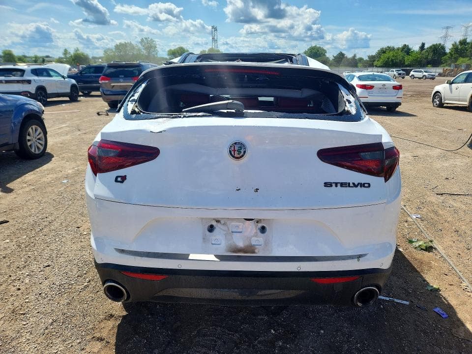 2021 ALFA ROMEO STELVIO SPORT SPORT 6