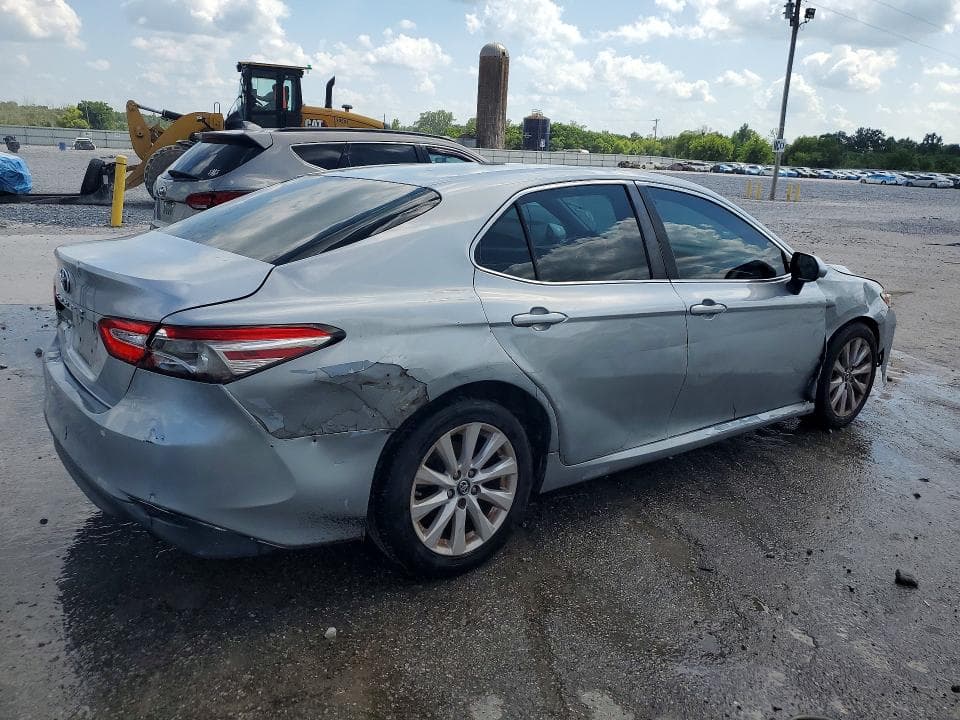2018 TOYOTA CAMRY LE LE 3