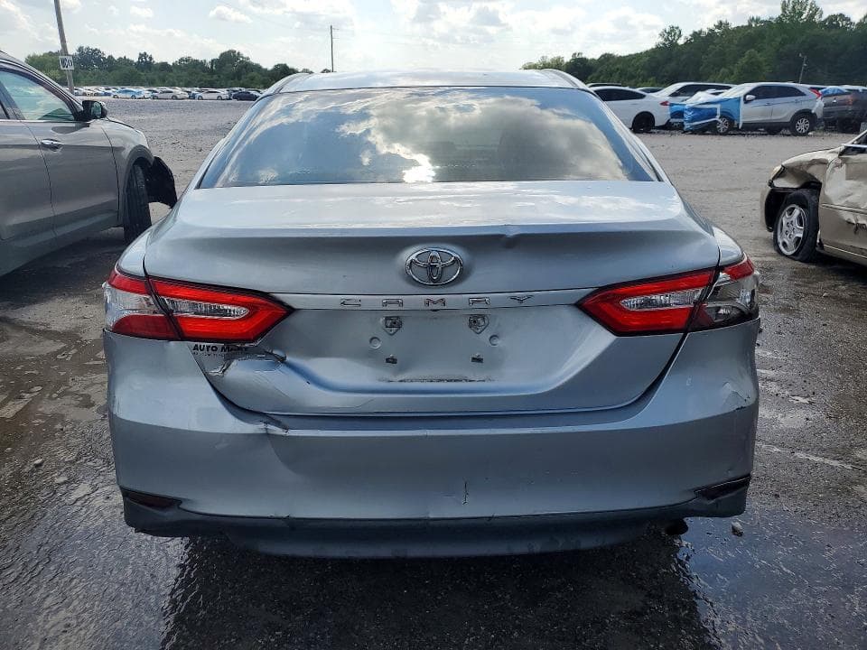 2018 TOYOTA CAMRY LE LE 6