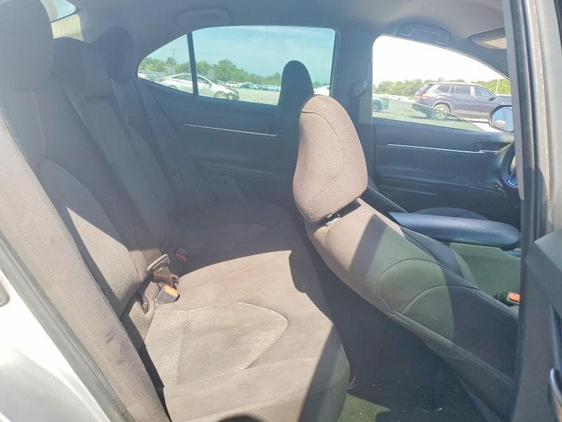 2018 TOYOTA CAMRY LE LE 10