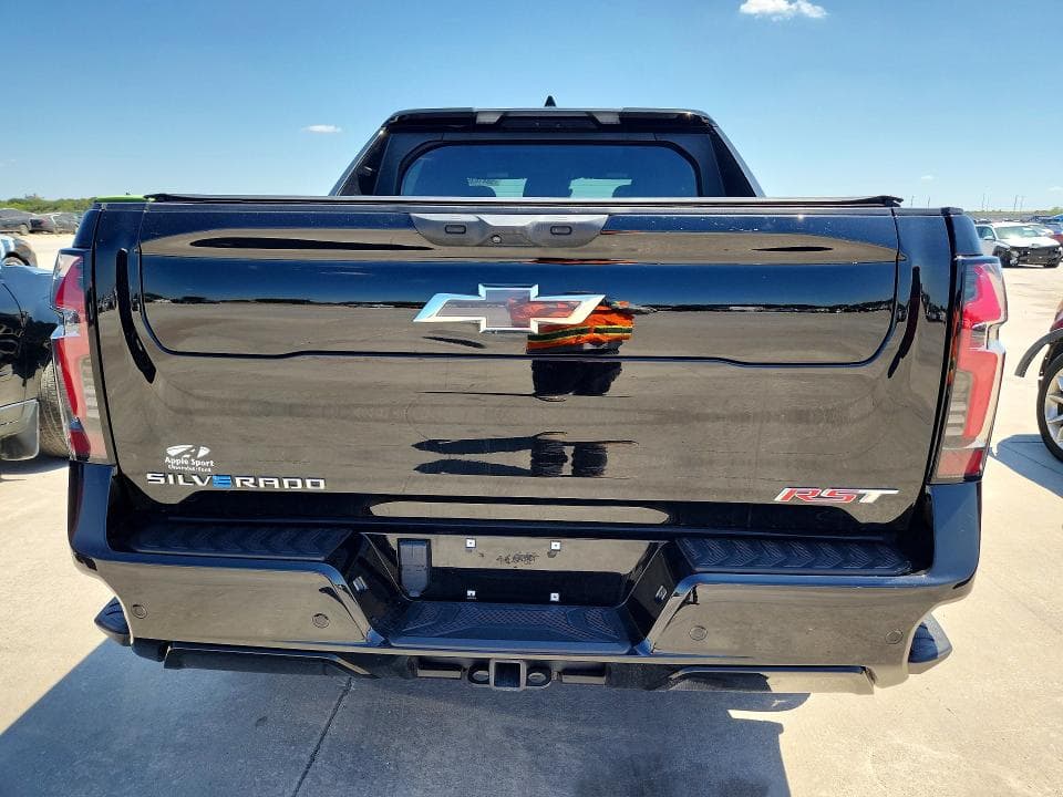 2024 CHEVROLET SILVERADO RST 6