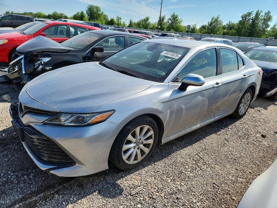 2020 TOYOTA CAMRY LE - 1