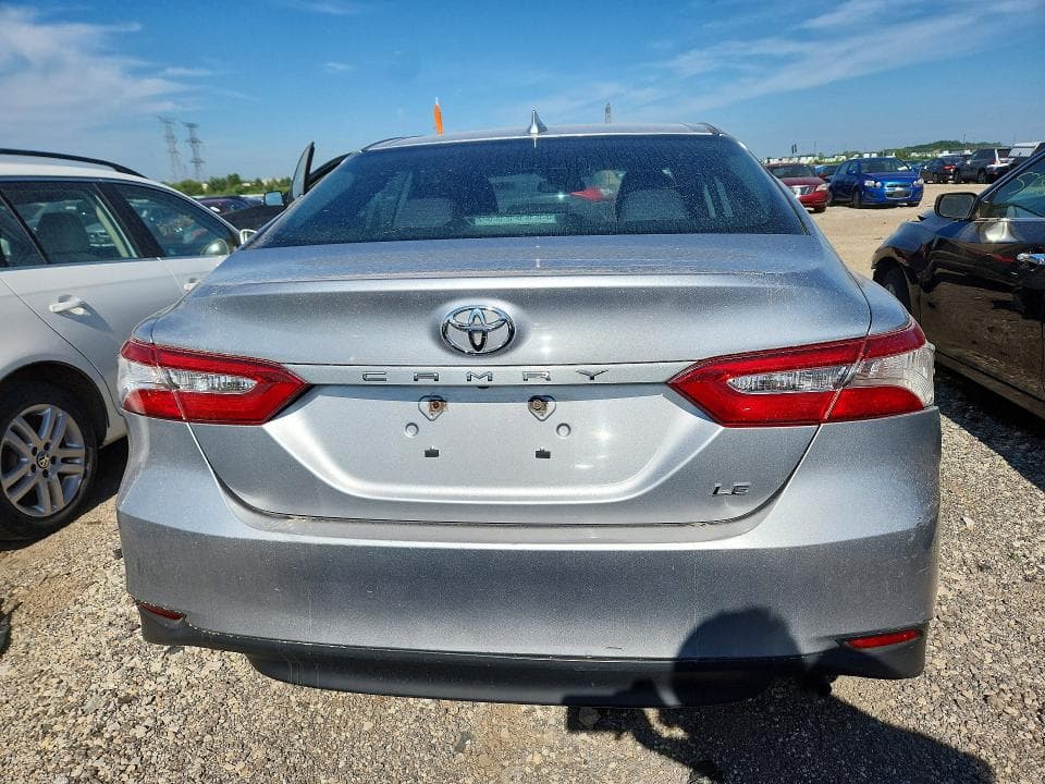 2020 TOYOTA CAMRY LE 6