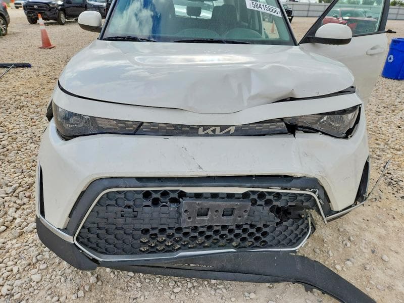 2023 KIA SOUL LX 11