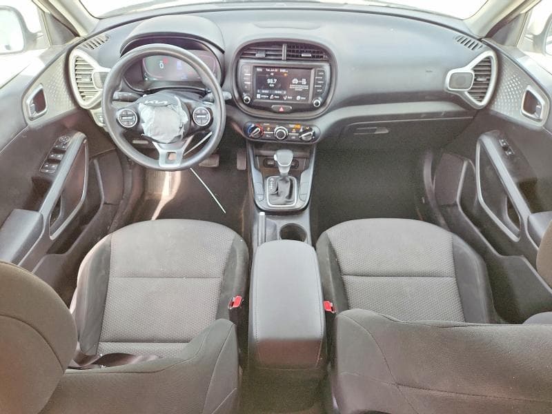 2023 KIA SOUL LX 8